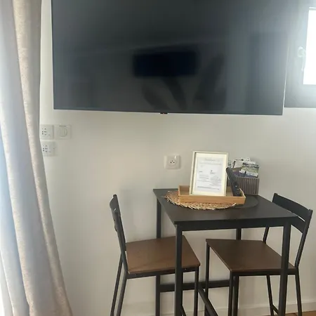 Apartment Prestige Le Chene Dore Climatise Avec Terrasse Au Coeur Du Centre Touristique Cite Des Loisirs 200 M Du Galaxie Parking Gratuit Privatif Amneville