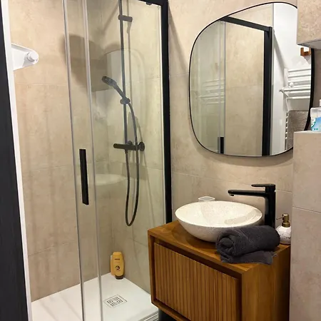 Apartmán Le Chene Dore Appartement Romantique Avec Jacuzzi Prive Au Coeur Du Centre Touristique Amnéville