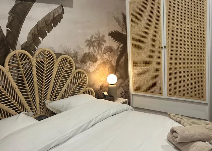 Apartmán Le Chene Dore Appartement Romantique Avec Jacuzzi Prive Au Coeur Du Centre Touristique