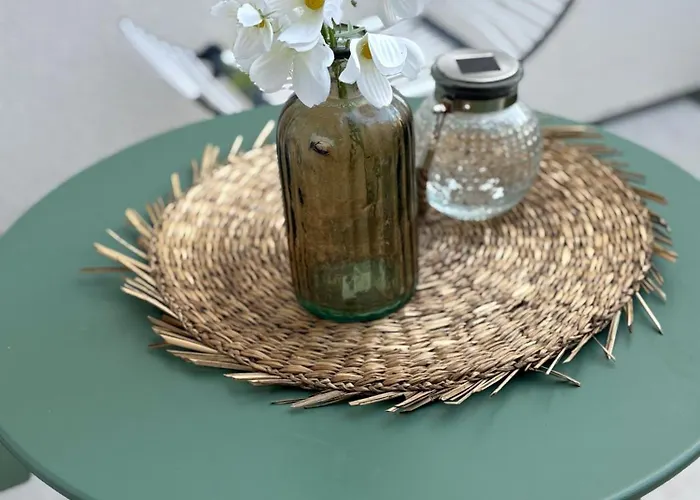 Le Chene Dore Appartement Romantique Avec Jacuzzi Prive Au Coeur Du Centre Touristique Amnéville